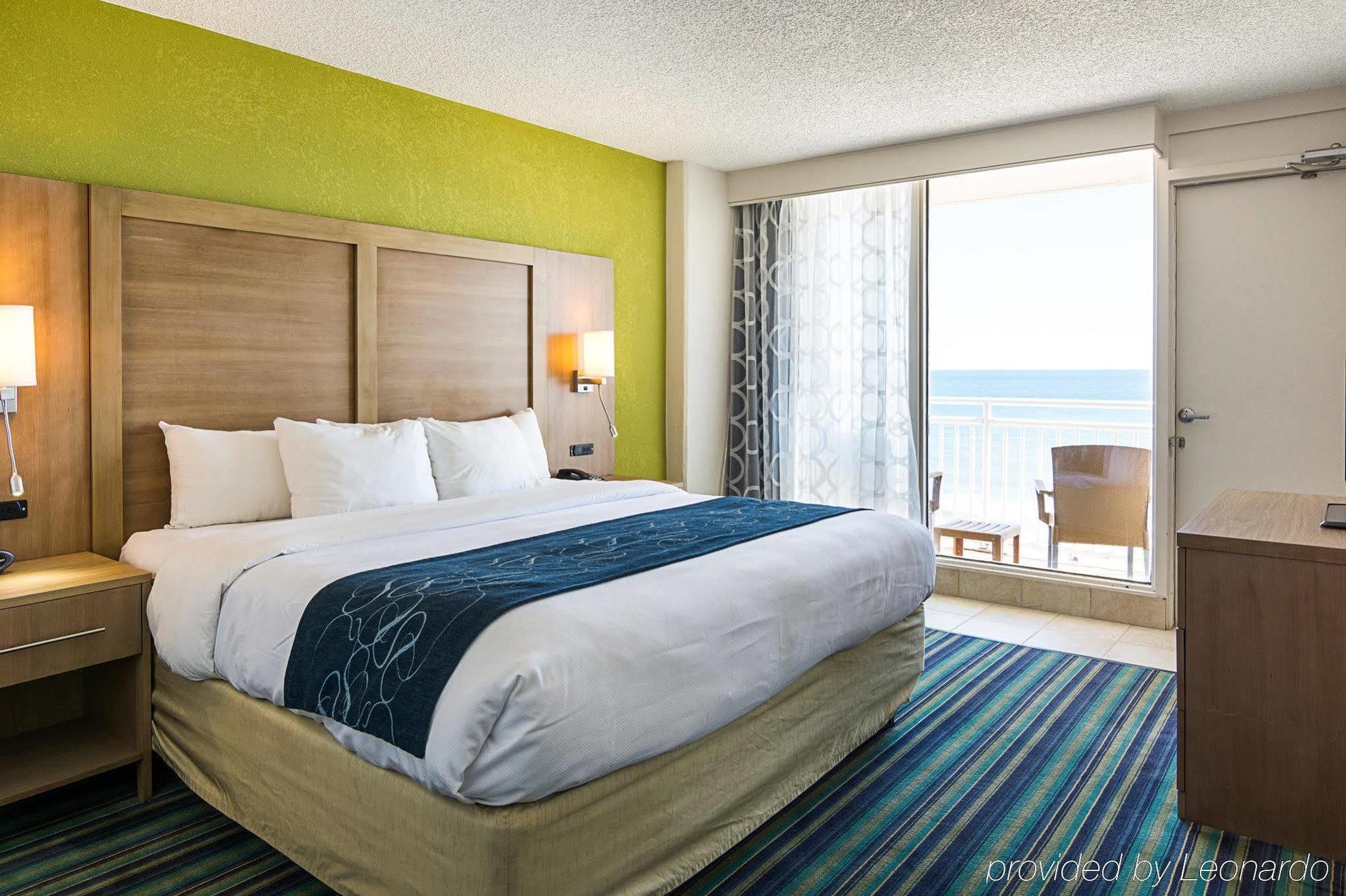 Comfort Suites Beachfront Virginia Beach Exterior photo